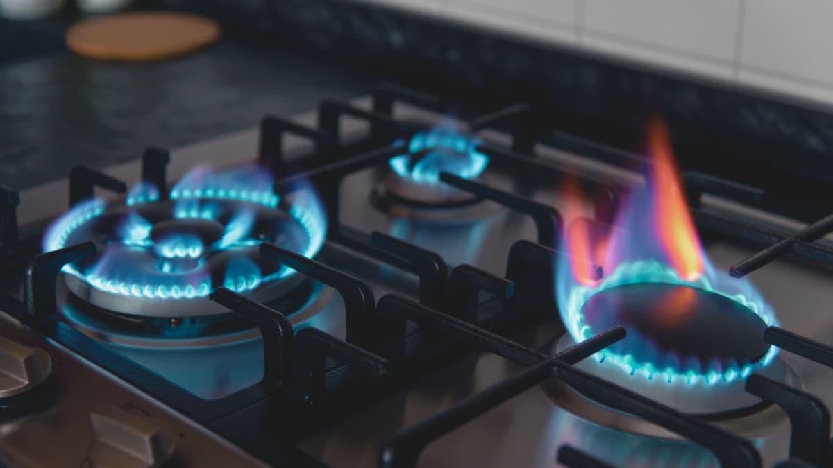Ten Tips to Stay Gas Safe at Home - Staffordshire Training Services