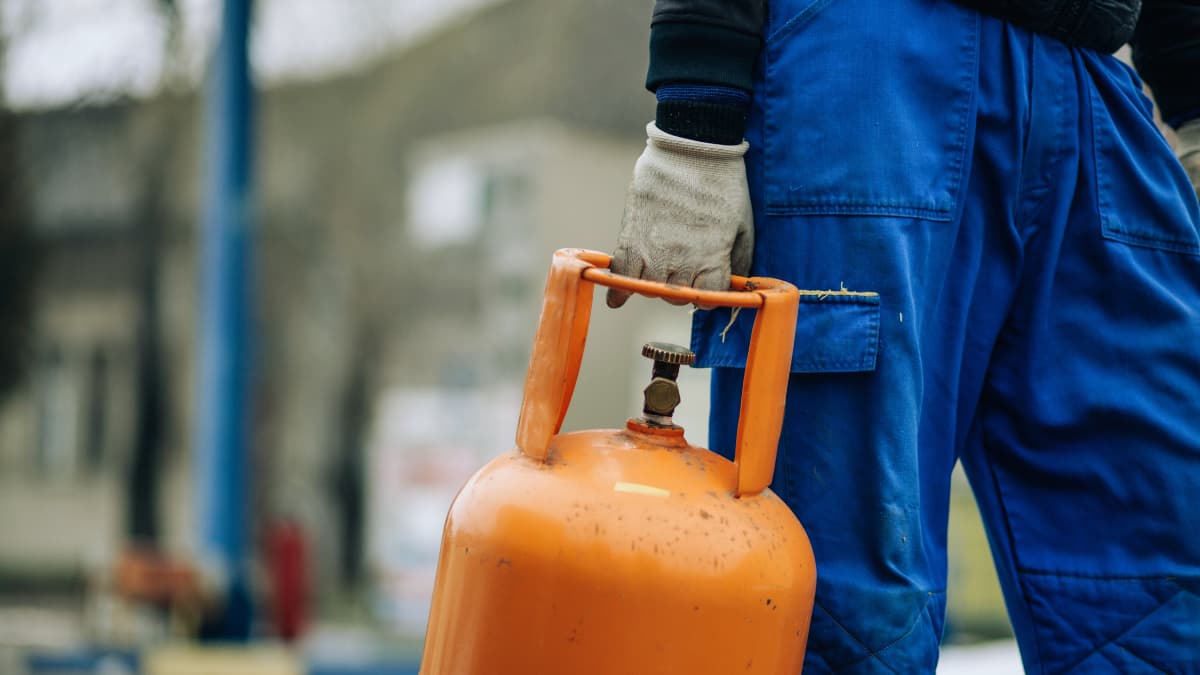F-Gas Legal Responsibilities For Installers - Staffordshire Training Services